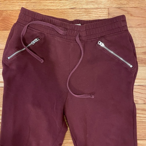 Hollister Size XS Comfy Jogger - Picture 10 of 11